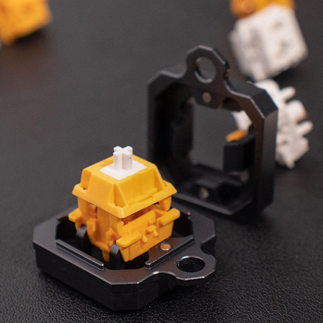 Linear vs Tactile vs Clicky: Which Switch Type Is Right for You?