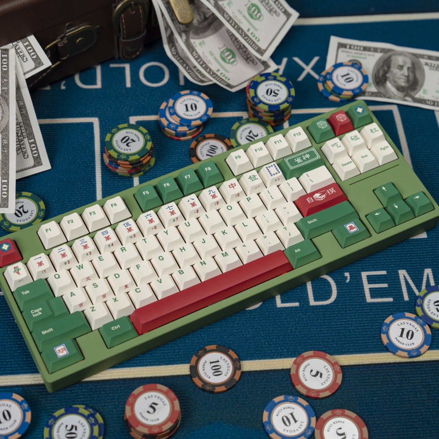 Mahjong-themed mechanical keyboard keycaps