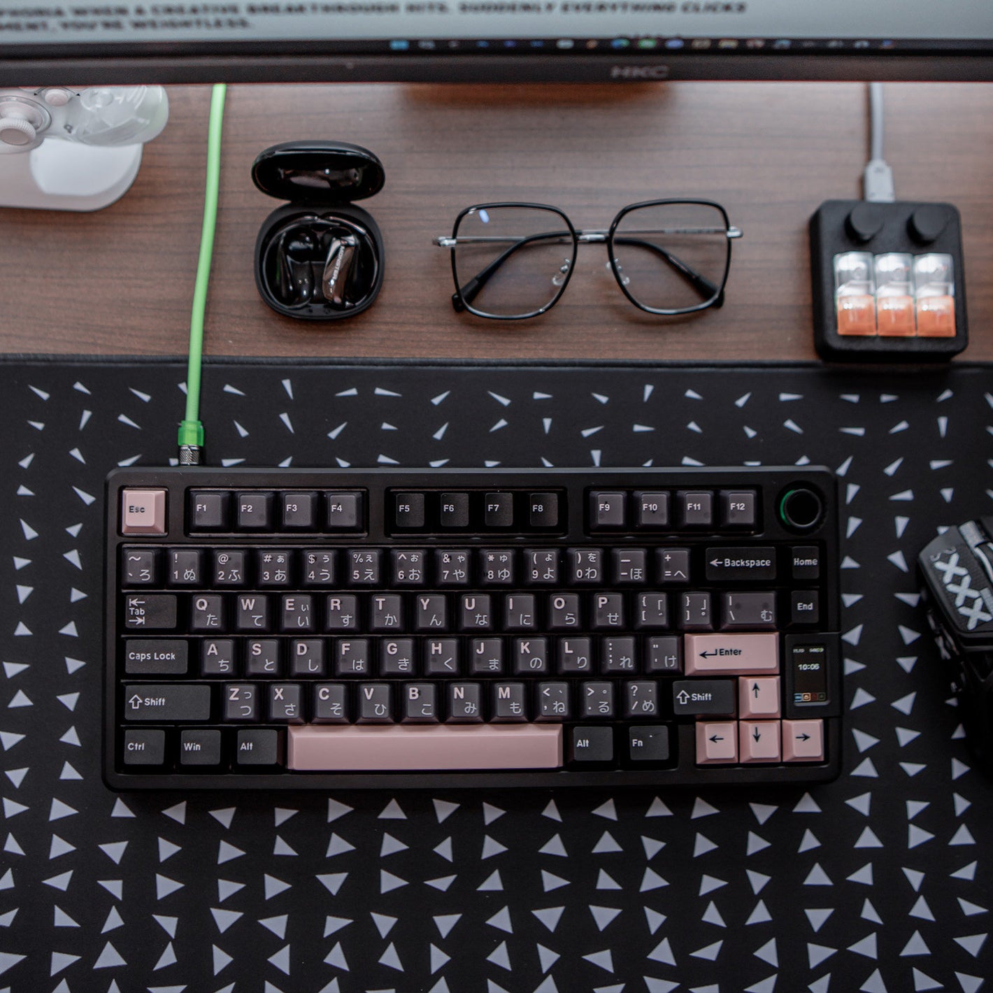 Night Cherry Pink Semi-Transparent Keyboard Keycaps, Magnetic Switch, Two-Color PBT+PC