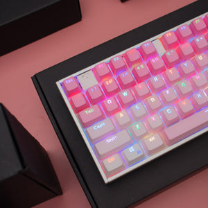 Pink gradient pattern on the transparent keycap